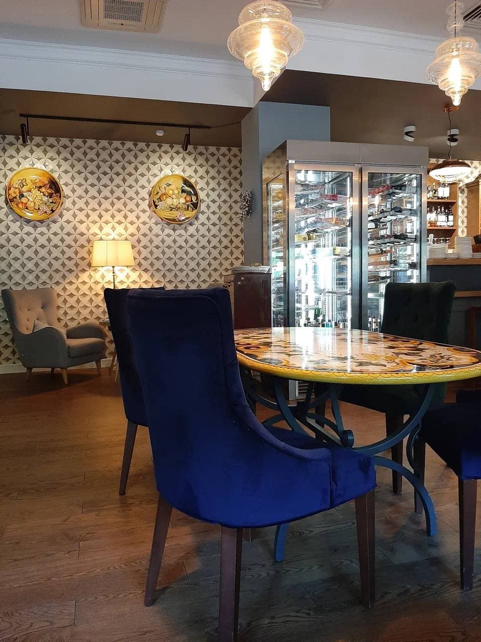 Amo italian bistro