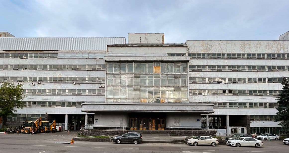 Авангард: гараж на Новорязанской, Дом Госторга и «Правда» — фото 4