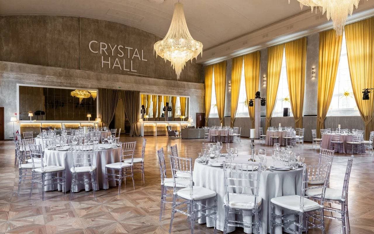 Crystall Hall