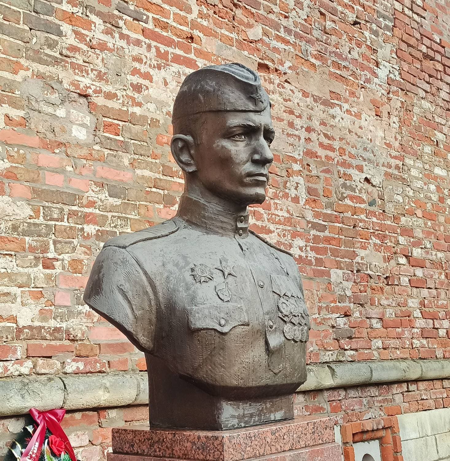 Бюст Егорова М.А.