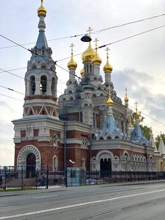 Церковь Всех Скорбящих Радость с грошиками