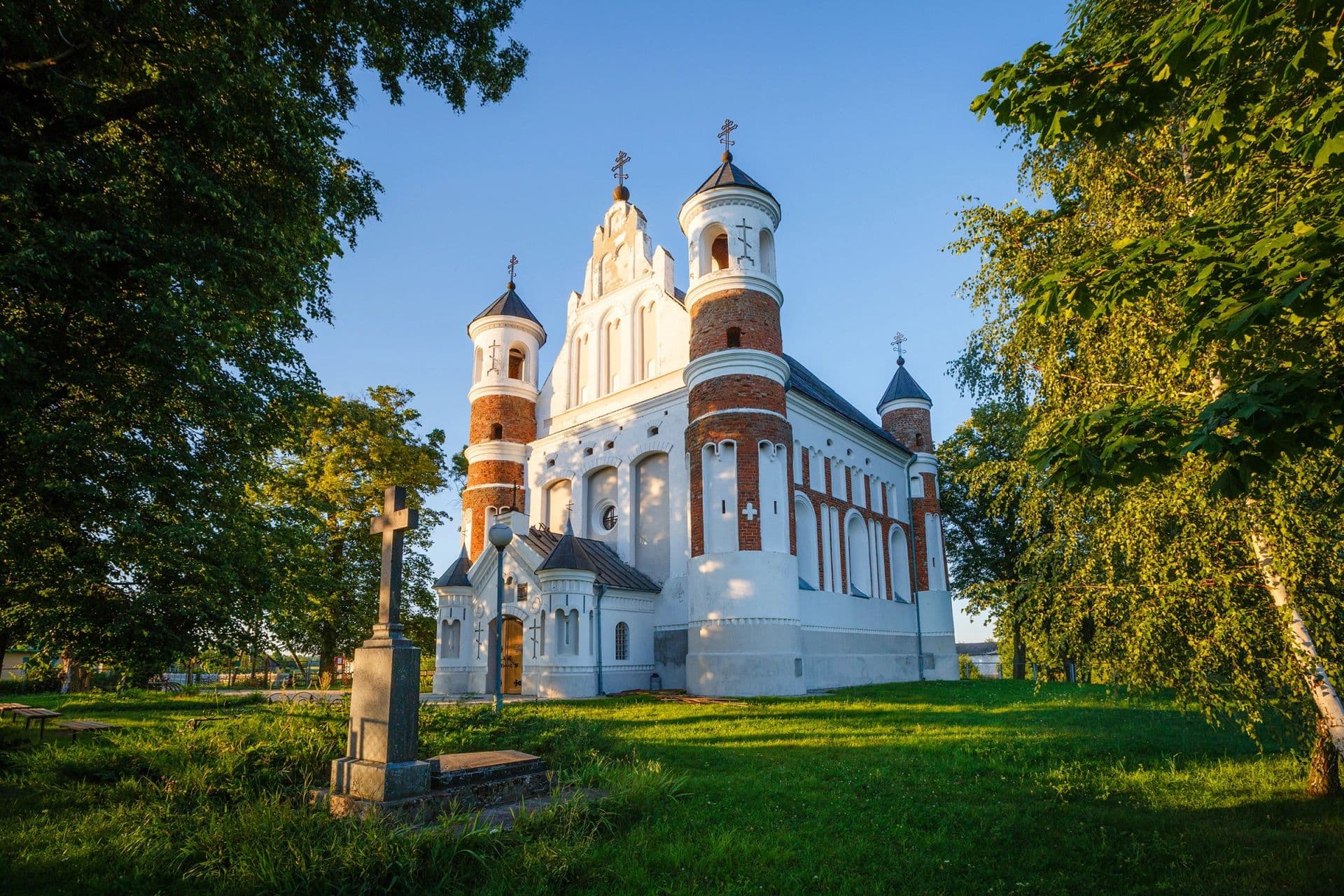 Собор Рождества Пресвятой Богородицы (храм-крепость)