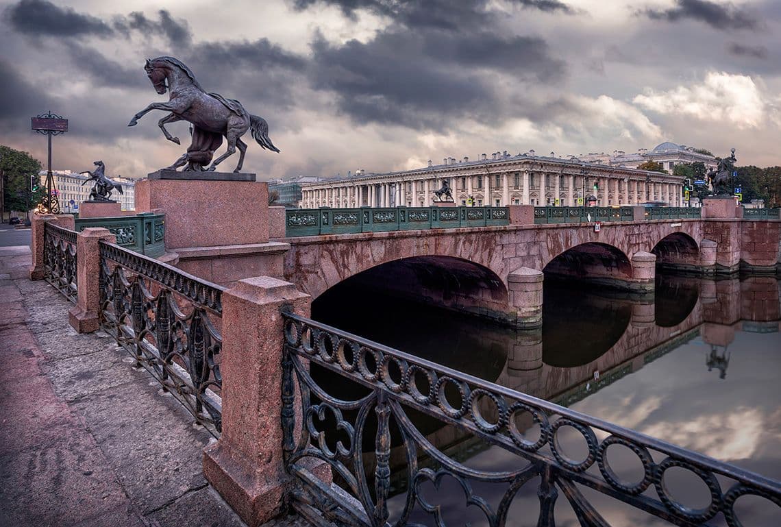 Аничков мост