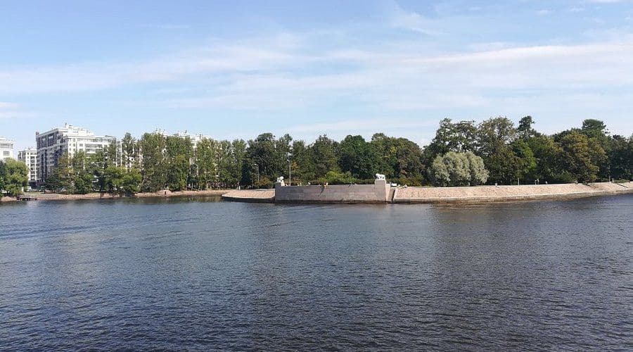 Западная стрелка Елагина острова