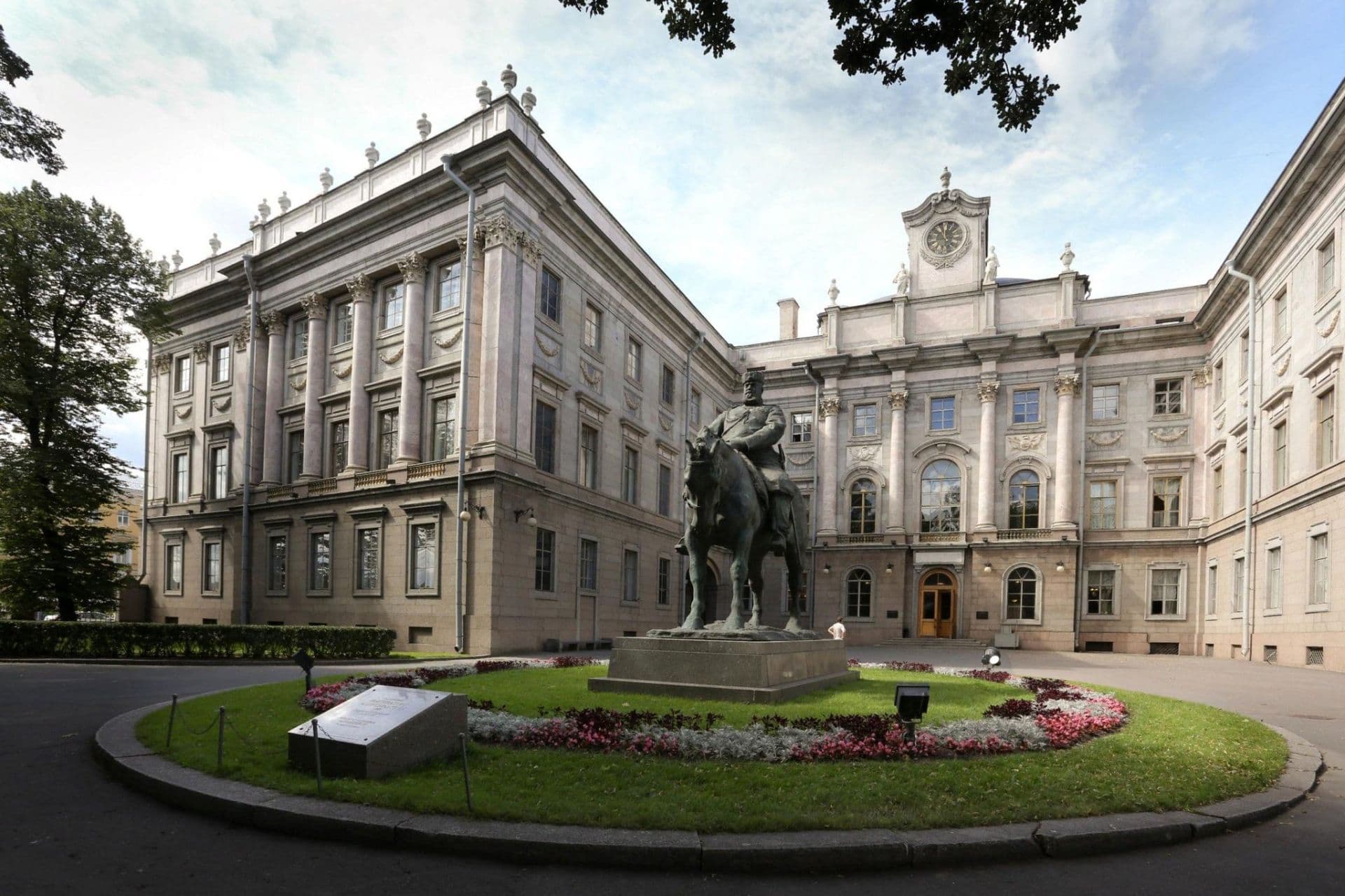 Мраморный дворец