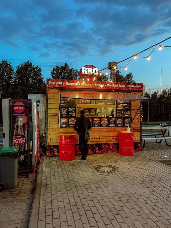 BBQ Red Barrel