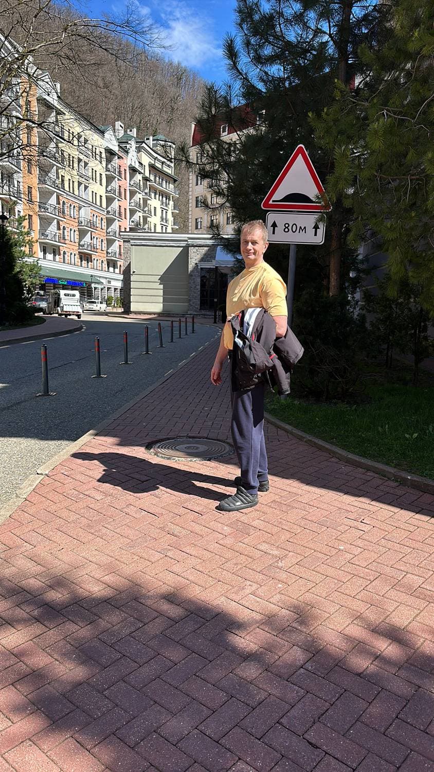 Сегодня в горах ☀️😎 очень тепло. Гуляли в футболках