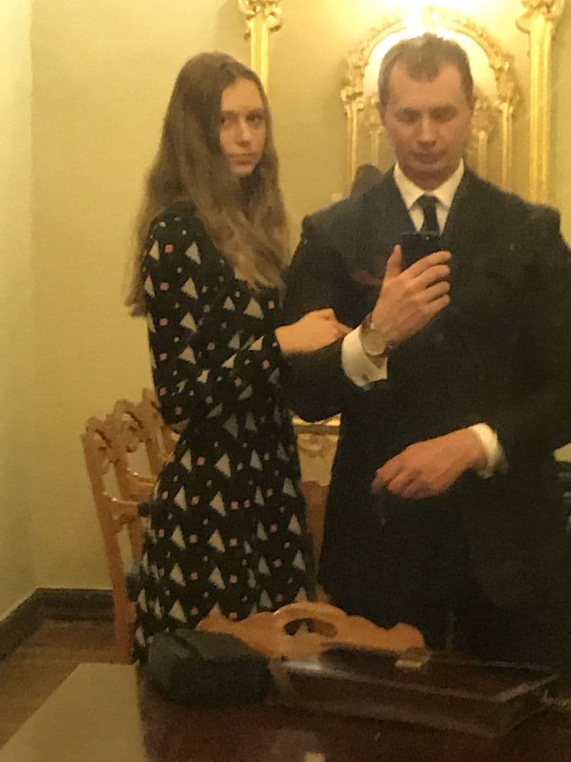 2017.)