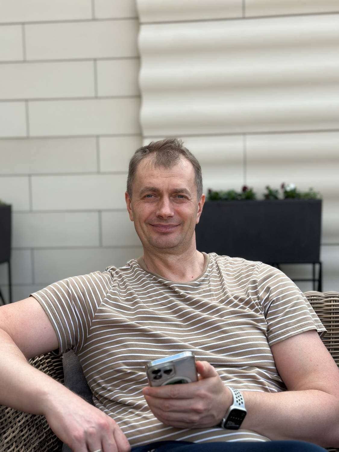 Сезон террас открыт.)