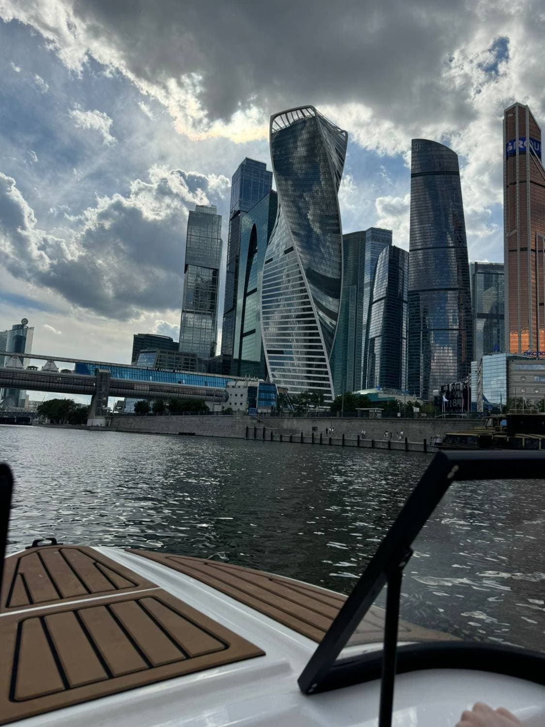 Прогулка на катере