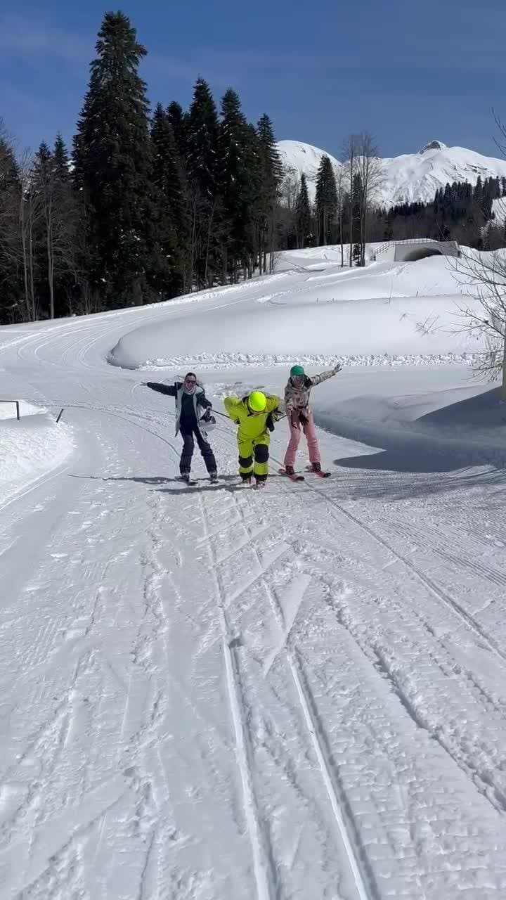Дашуля с Катей пешком дошли.)😂