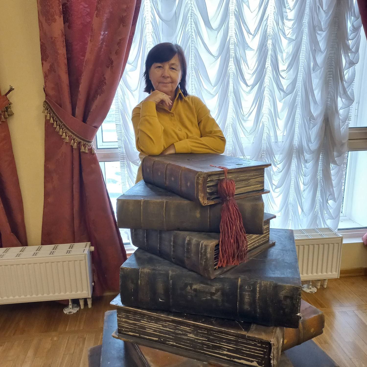 в театре