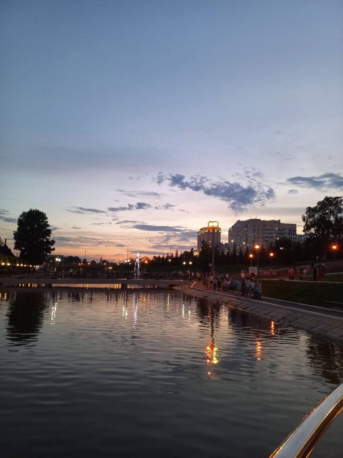 вечером