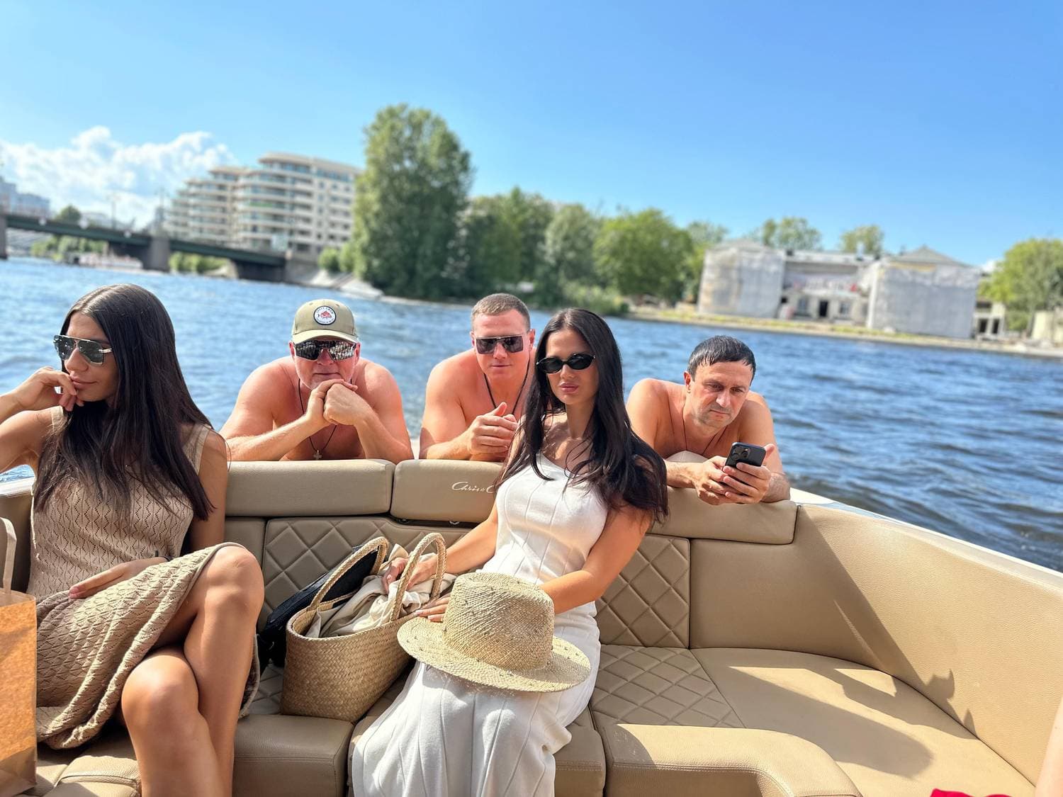 День лета.)