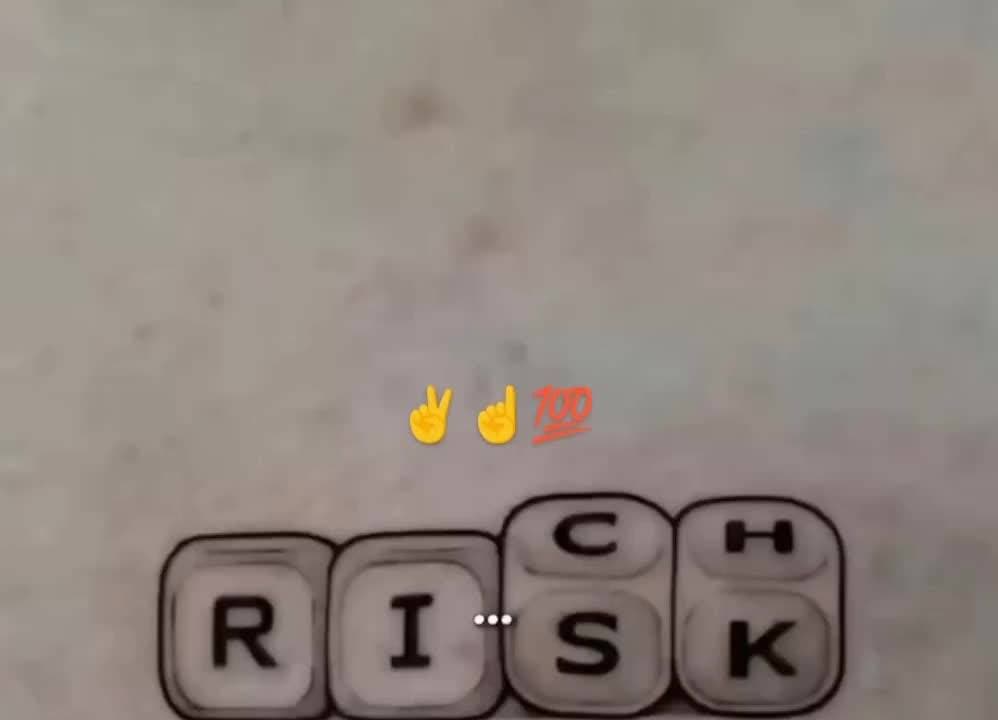 😎