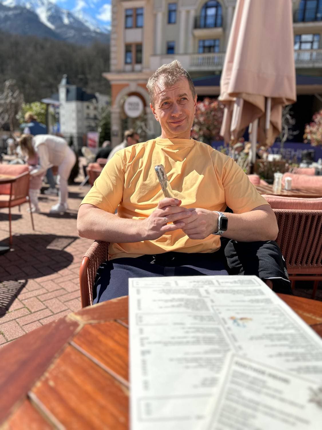 Сегодня в горах ☀️😎 очень тепло. Гуляли в футболках