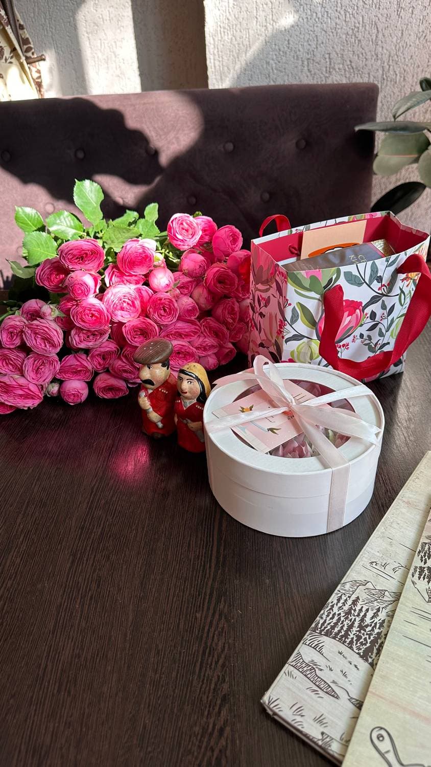У мамы на ДР 🌸