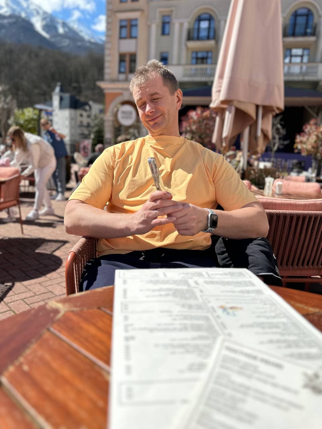 Сегодня в горах ☀️😎 очень тепло. Гуляли в футболках
