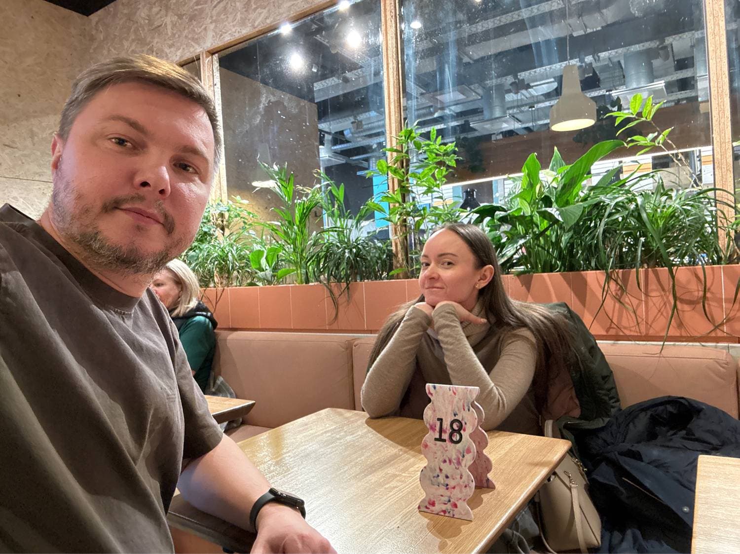 Немного нас Вам в ленту