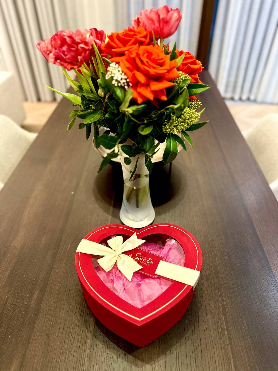 Начинаем день влюбленных🥰❤️ вручаем валентинки 💝
С праздником друзья 💞 Любите друг друга ❤️‍🔥