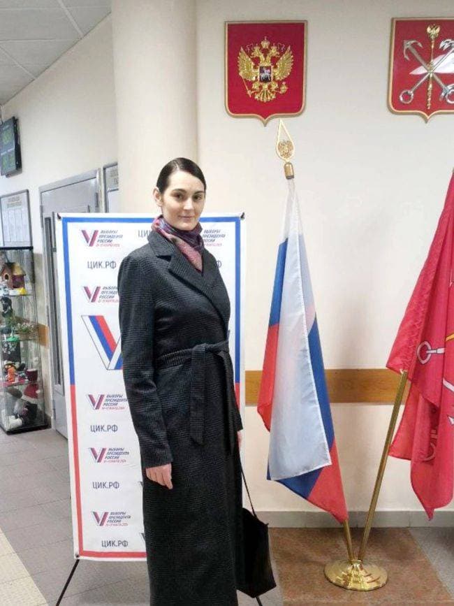 Проголосовала за светлое будущее нашего народа ✅

За сохранение наших культурных ценностей, традиций, за русский менталитет!