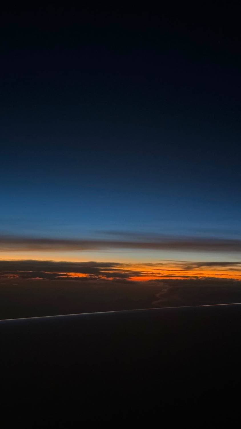 ✈️