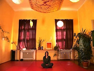 High Vibe Session - Bewegen, Tanzen, Meditieren, Fantasiereise