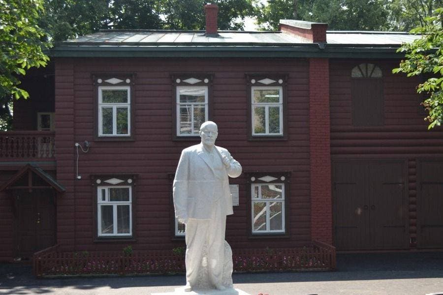 Выставка «Мемориальная Экспозиция Дома-Музея В. И.ленина»