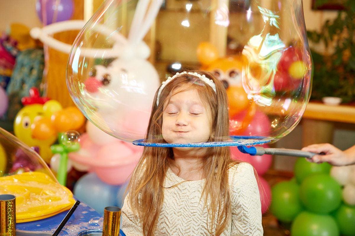 Шоу Мыльных Пузырей В Семейном Арт-Пространстве