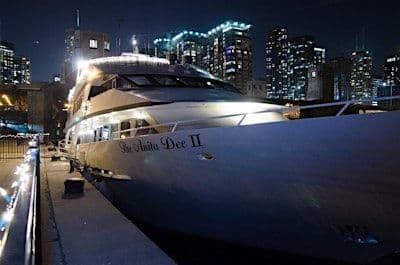Rnb Vs Hip Hop White Attire Yacht Cruise (Chicago) 3 Levels