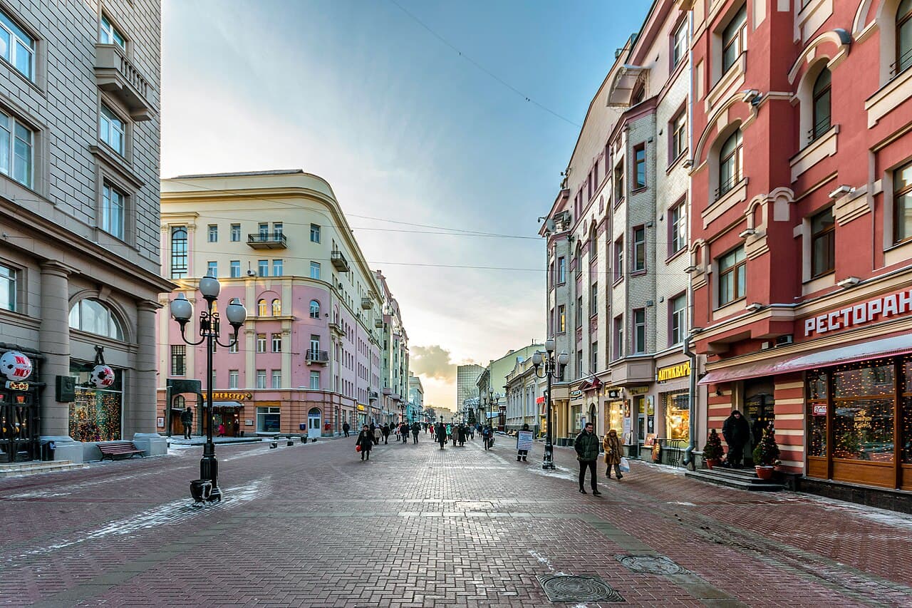 Старый Арбат: пешеходная душа Москвы — фото 1