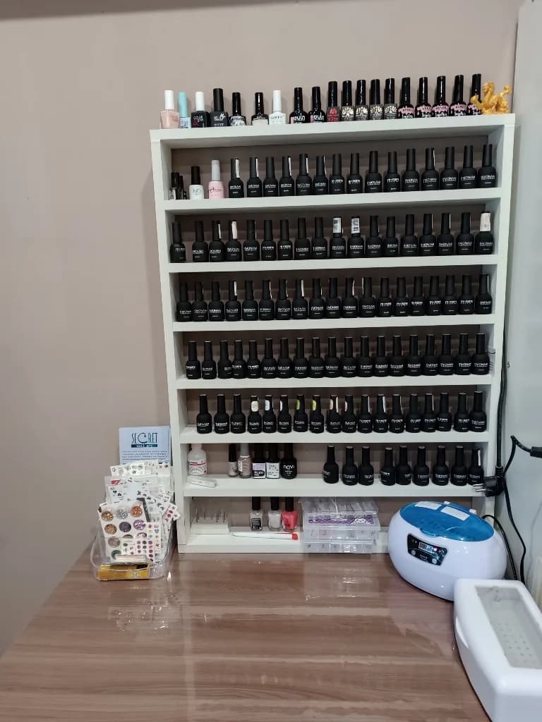Ledi_nails