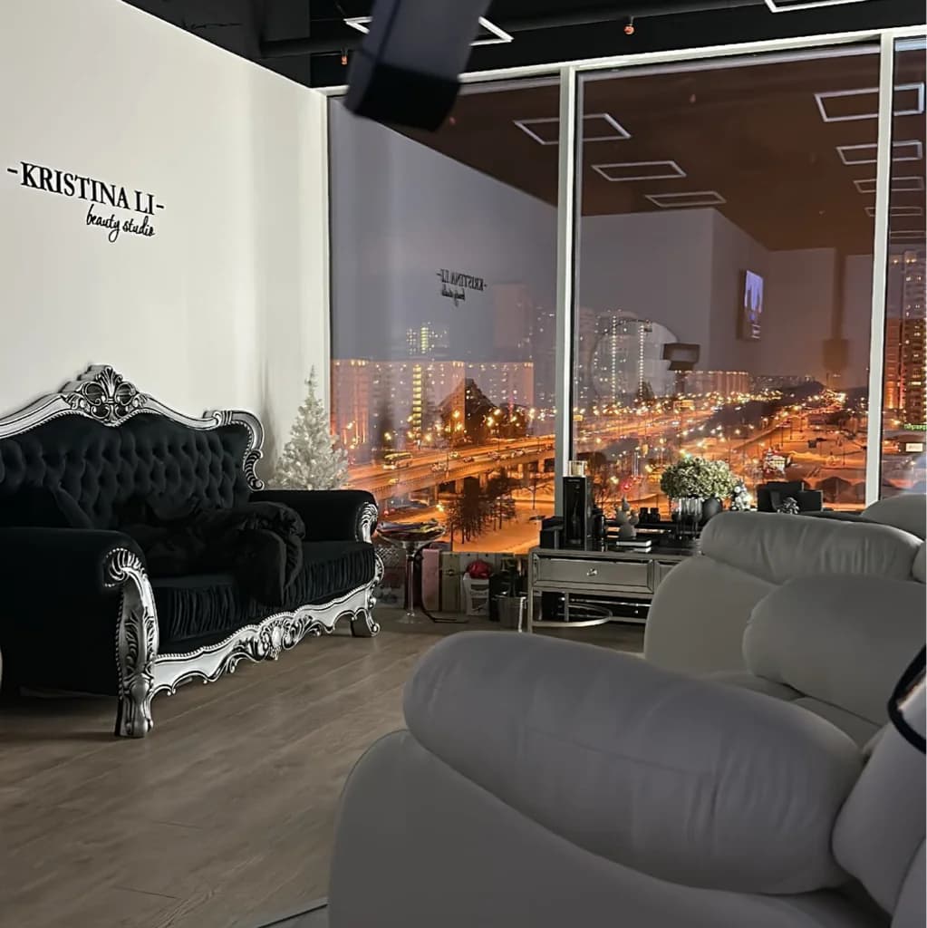 Kristina Li beauty studio