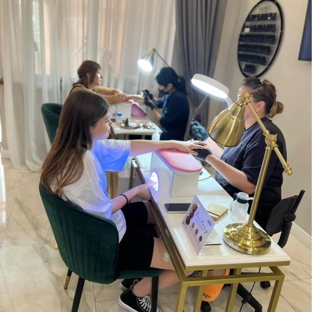Manicure Club Dubrovka