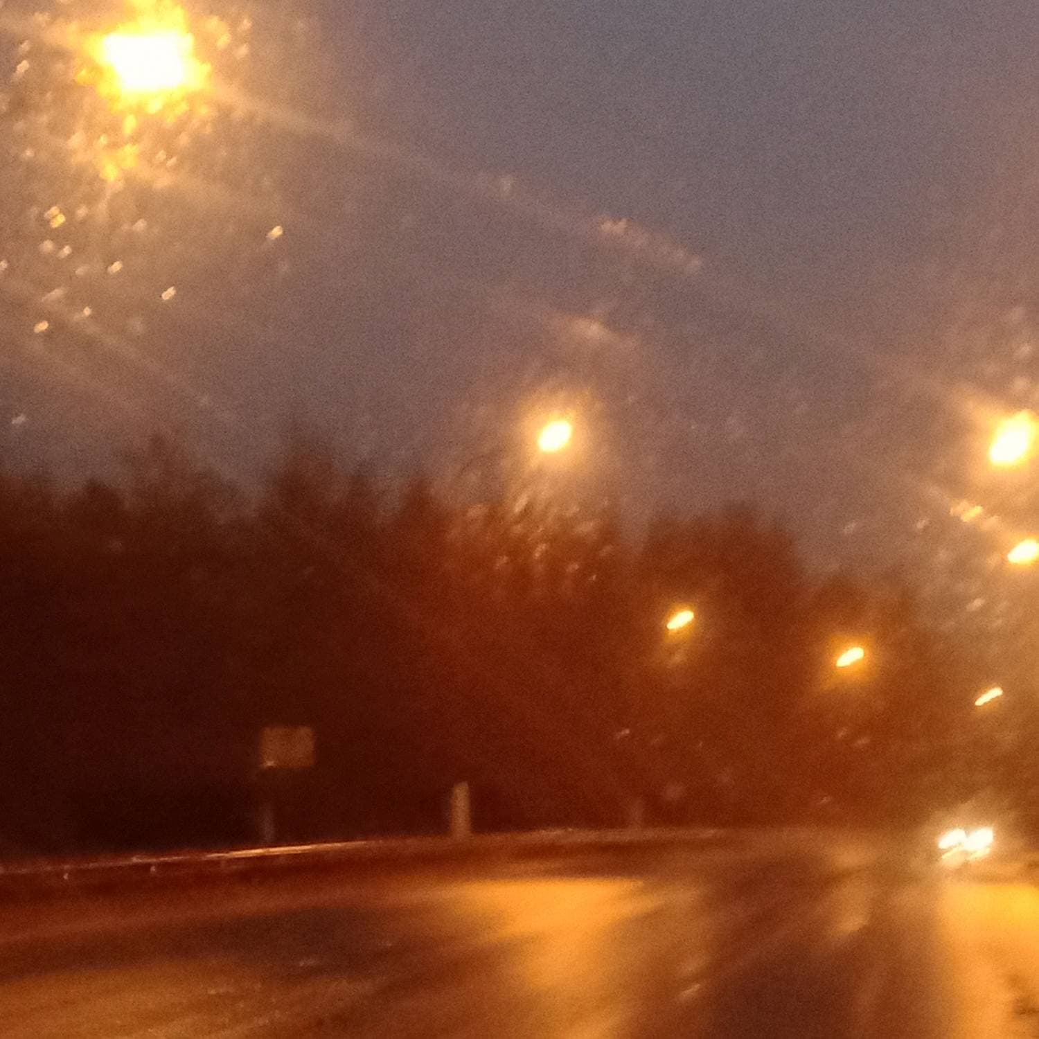 🌧снег уже надоел😃,поскорее бы растаял