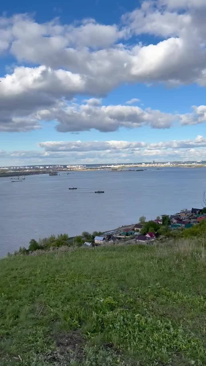 Вид на Волгу и на Казань