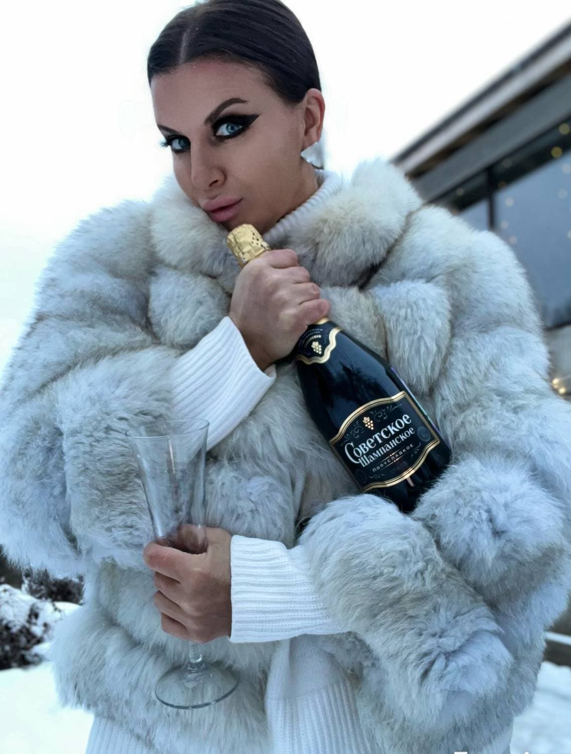 🍾