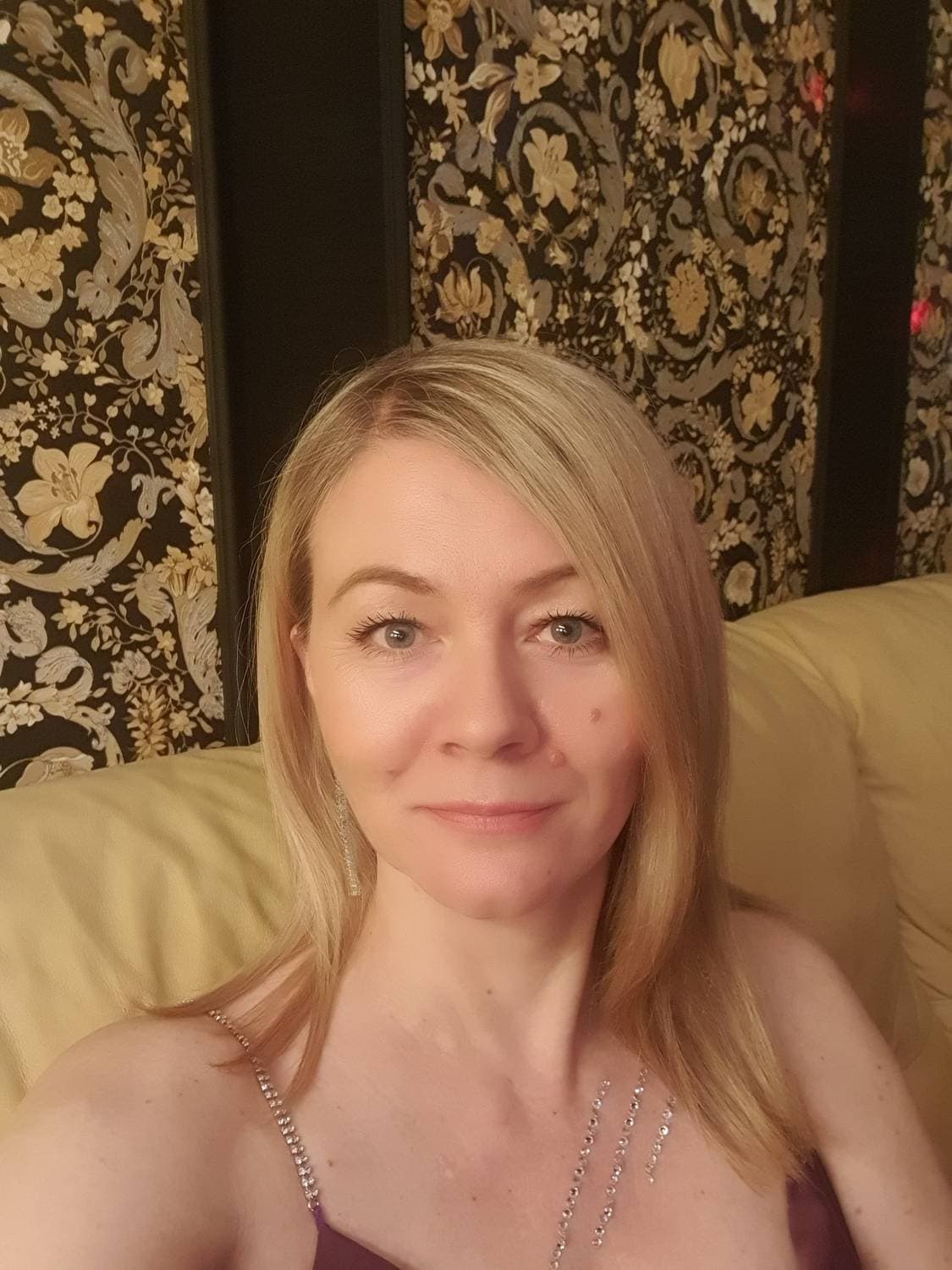 😘