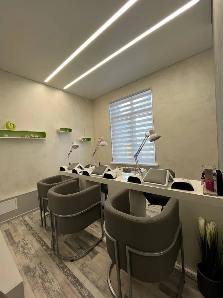 Lisa's Beauty Institut
салон красоты