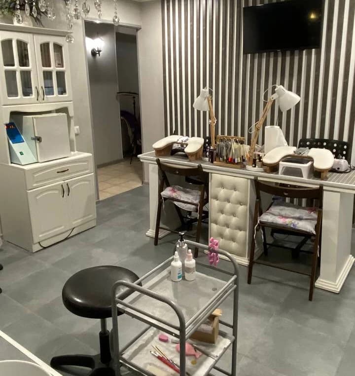 Leal beauty club