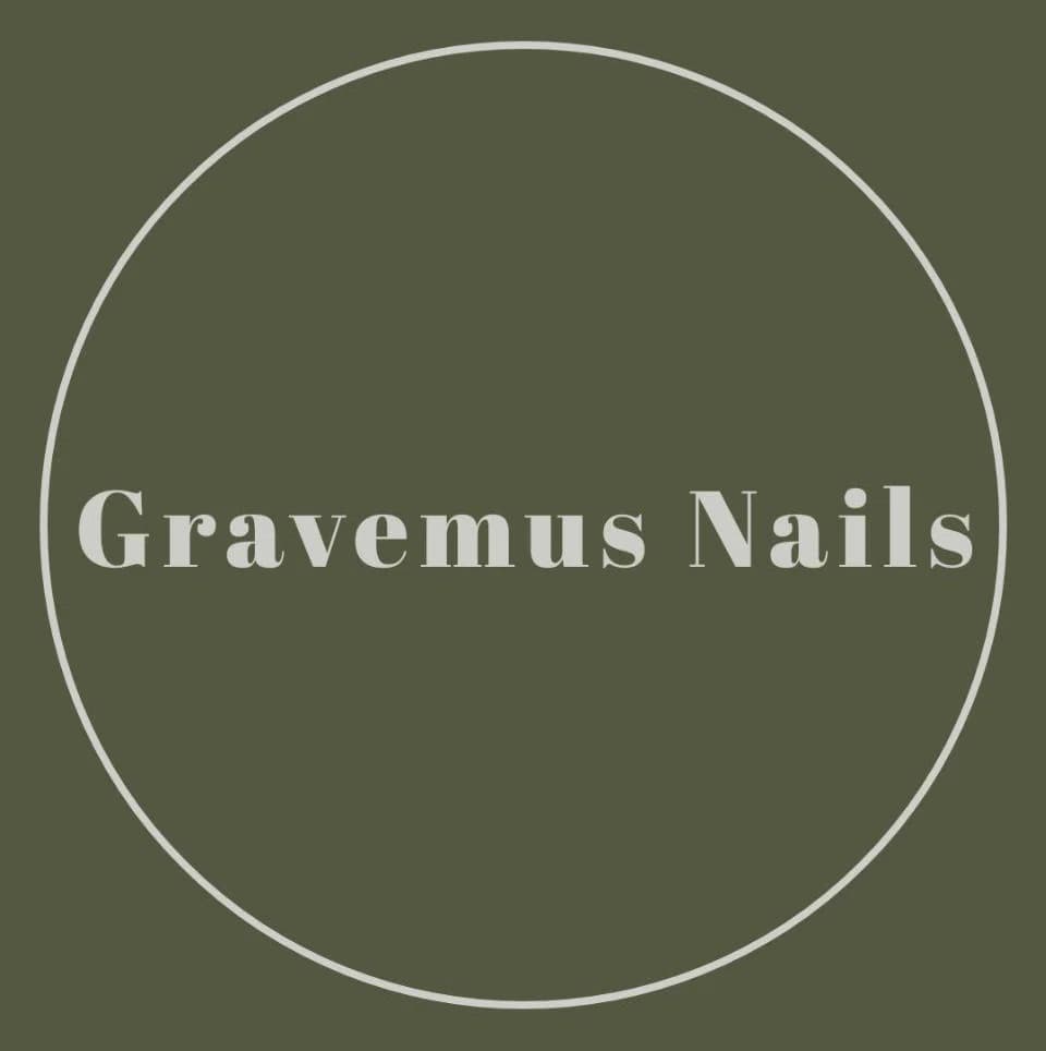 Gravemus_nails